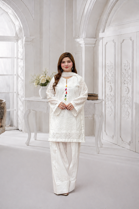 White Serenity – Premium Chikankari Lawn Suit