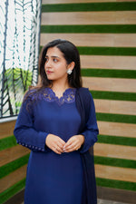 Navy Alure