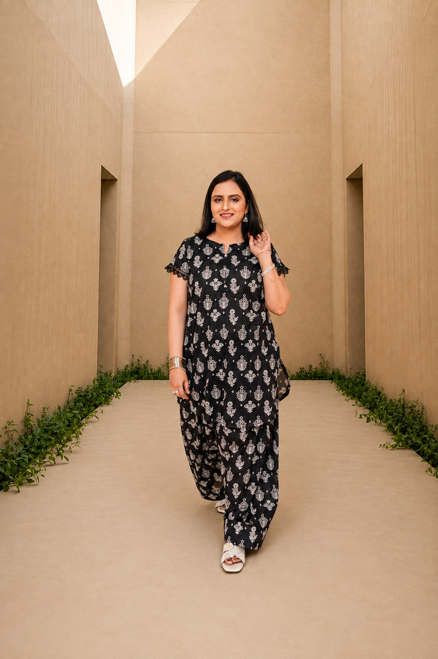 Printed Black – 2 Piece Suit