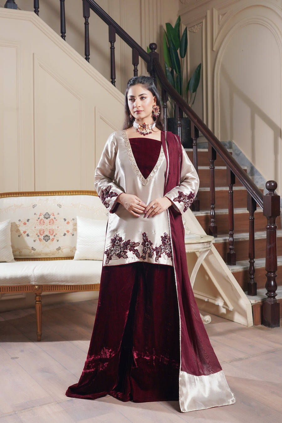 Regal Zari